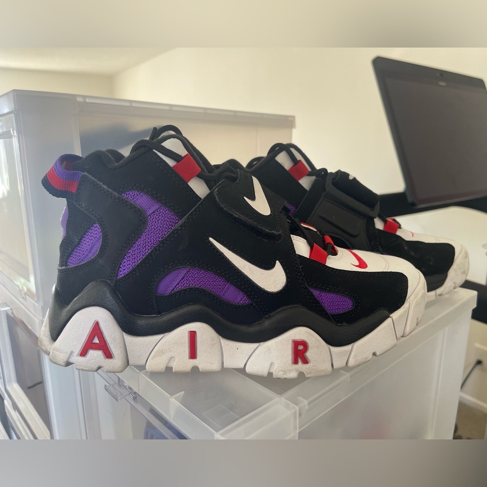 Men Nike Air Barrage Mid Raptors Black Purple: size 6